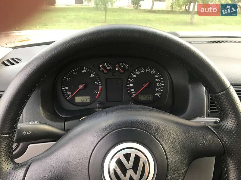 Хетчбек Volkswagen Golf 1998 в Харкові