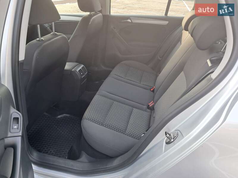 Хетчбек Volkswagen Golf 2011 в Борисполі