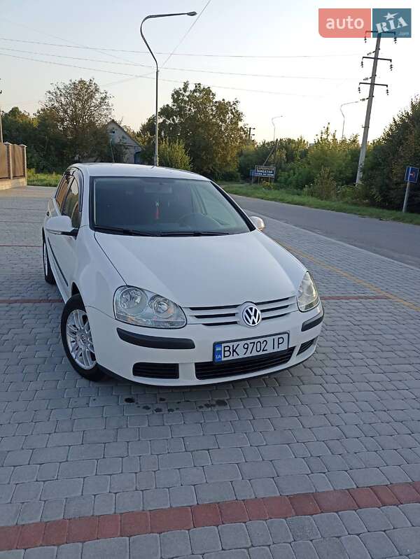Volkswagen Golf 2005