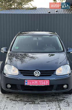 Хетчбек Volkswagen Golf 2008 в Тернополі