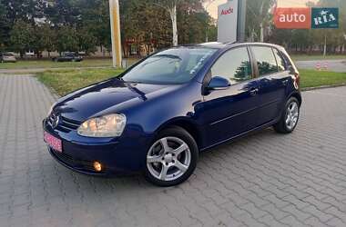 Хетчбек Volkswagen Golf 2006 в Запоріжжі