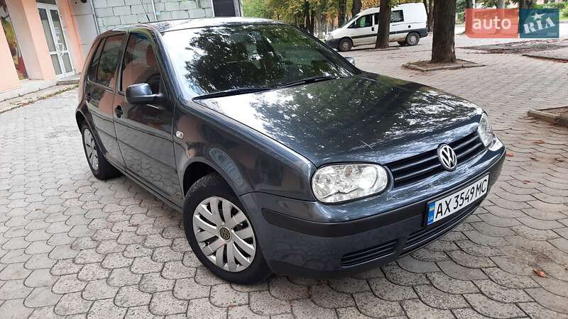 Хетчбек Volkswagen Golf 2000 в Харкові