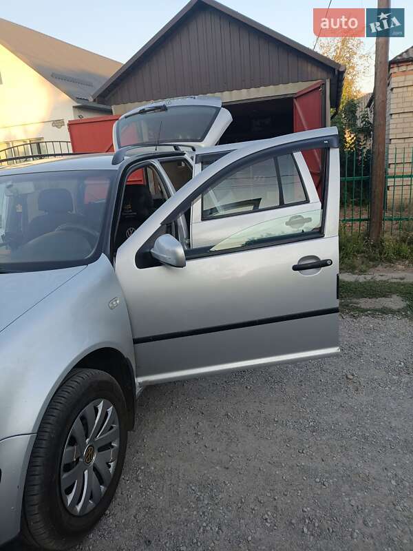 Универсал Volkswagen Golf 2001 в Новомосковске фото 2 Универсал Volkswagen Golf 2001 в Новомосковске