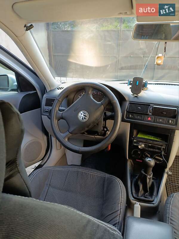 Универсал Volkswagen Golf 2001 в Новомосковске фото 22 Универсал Volkswagen Golf 2001 в Новомосковске