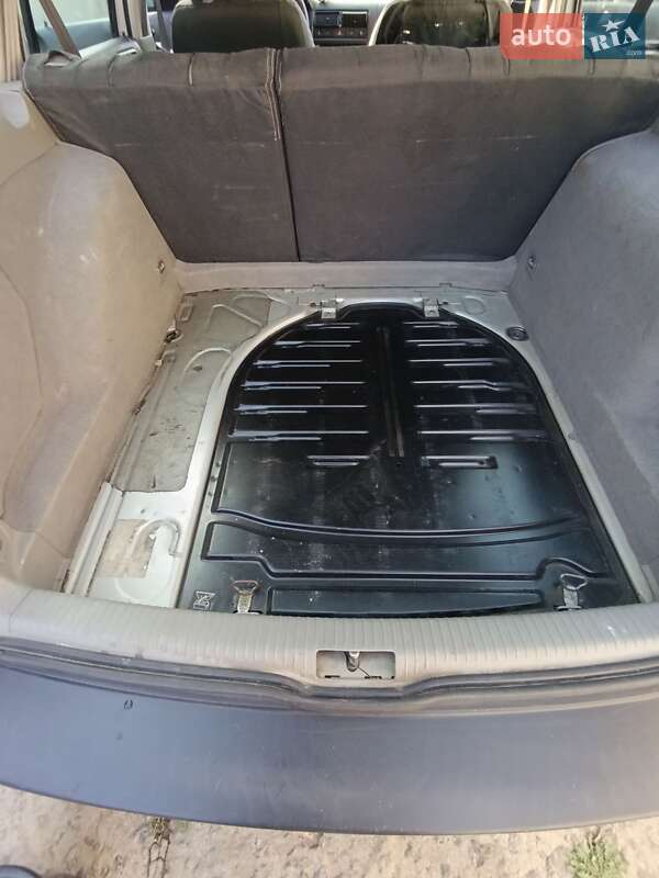 Универсал Volkswagen Golf 2001 в Новомосковске фото 23 Универсал Volkswagen Golf 2001 в Новомосковске