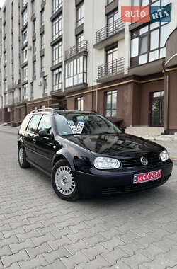 Універсал Volkswagen Golf 2002 в Надвірній