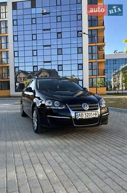 Універсал Volkswagen Golf 2008 в Вінниці