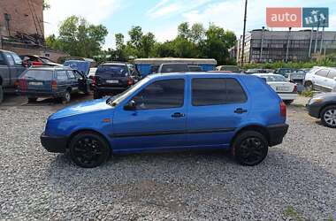 Хэтчбек Volkswagen Golf 1993 в Полтаве