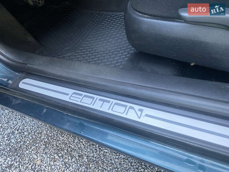 Універсал Volkswagen Golf 2002 в Бучачі