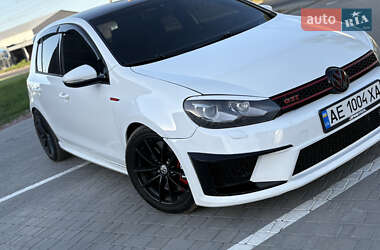 Хэтчбек Volkswagen Golf 2012 в Житомире