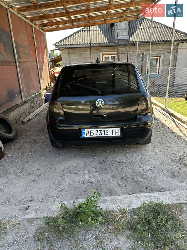 Хетчбек Volkswagen Golf 2000 в Вінниці