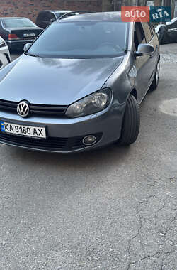 Универсал Volkswagen Golf 2011 в Киеве
