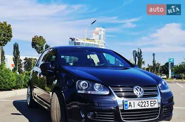 Хэтчбек Volkswagen Golf 2007 в Киеве