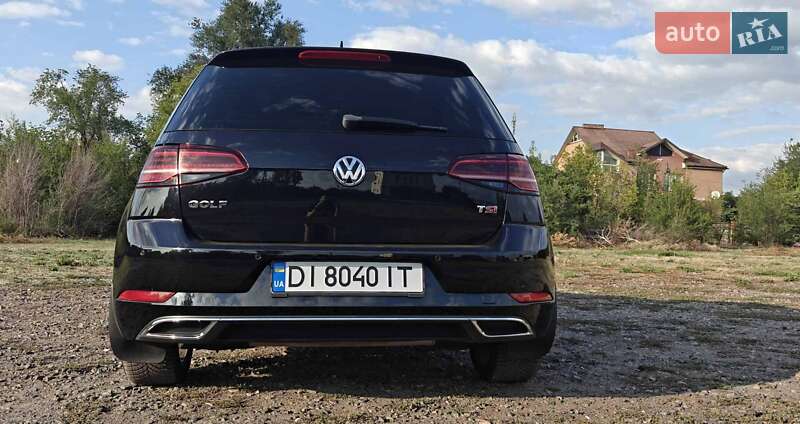 Хэтчбек Volkswagen Golf 2017 в Кривом Роге