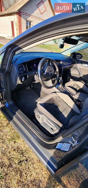 Універсал Volkswagen Golf 2018 в Ніжині