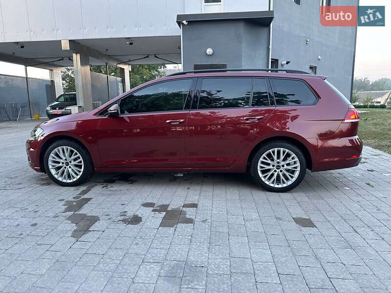 Універсал Volkswagen Golf 2019 в Бучачі