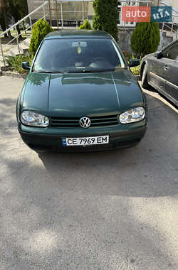 Хэтчбек Volkswagen Golf 2001 в Виннице