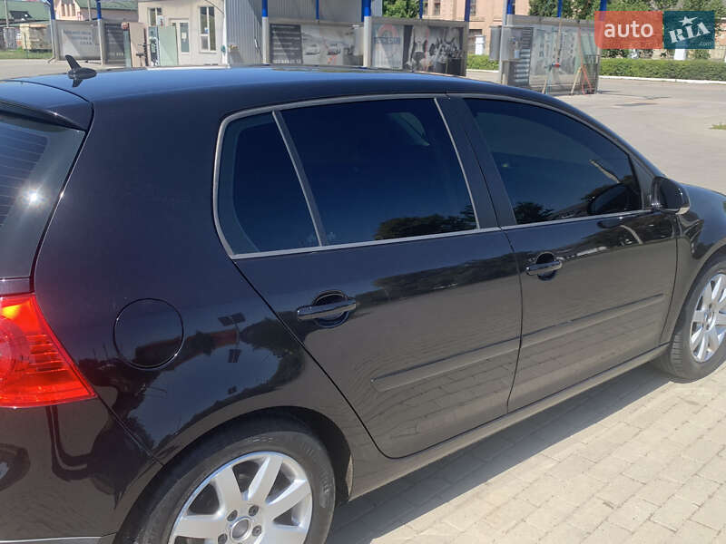 Хэтчбек Volkswagen Golf 2007 в Мукачево