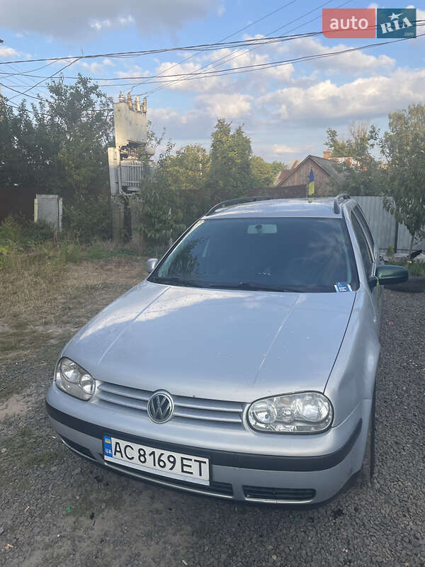 Volkswagen Golf 2000