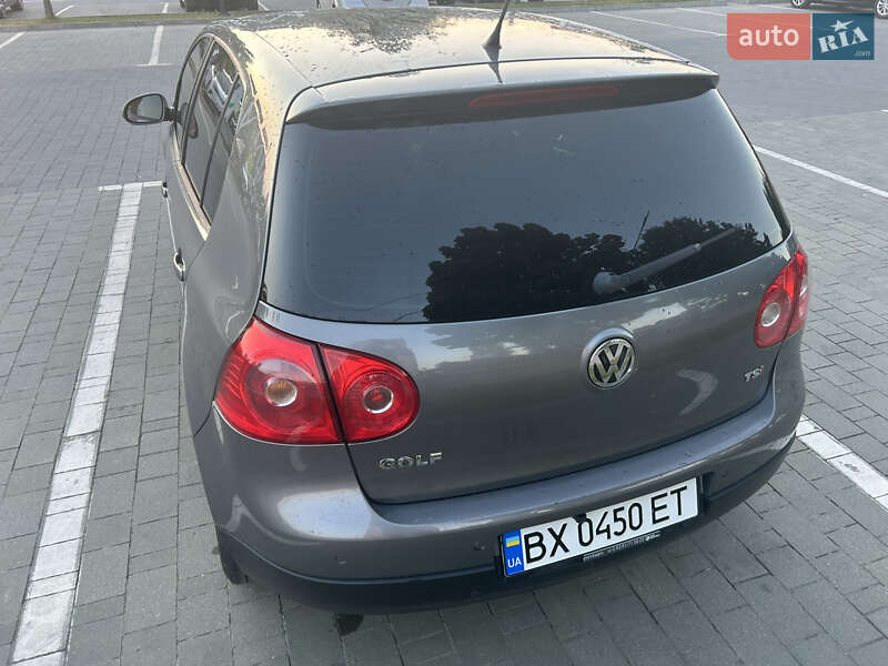 Хэтчбек Volkswagen Golf 2008 в Хмельницком