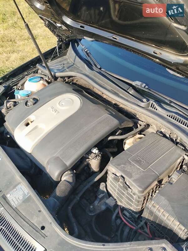 Хэтчбек Volkswagen Golf 2004 в Радехове фото 14 Хэтчбек Volkswagen Golf 2004 в Радехове