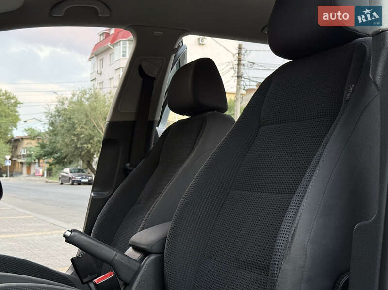 Універсал Volkswagen Golf 2009 в Миколаєві