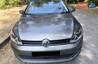 Универсал Volkswagen Golf 2016 в Запорожье