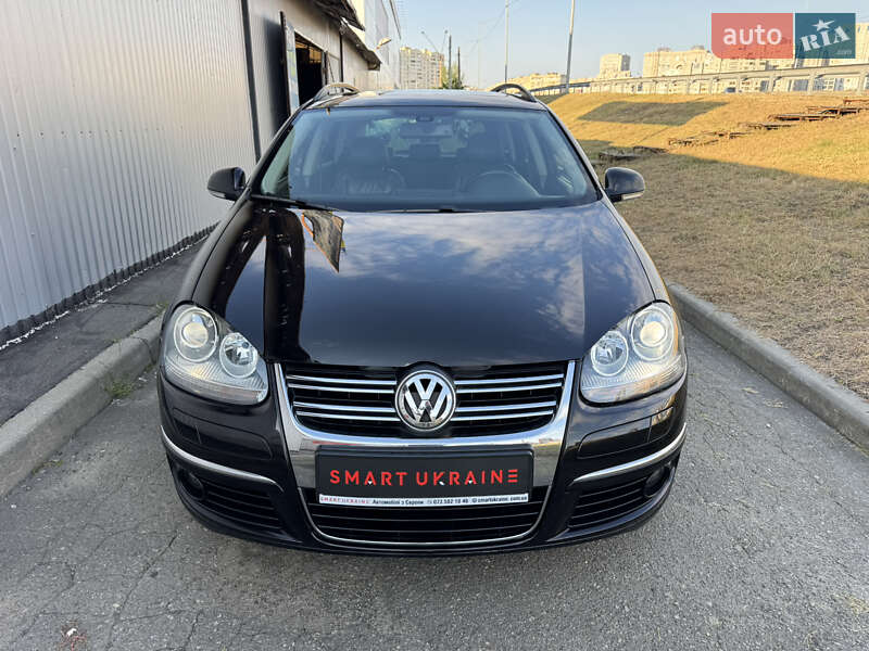 Універсал Volkswagen Golf 2008 в Києві