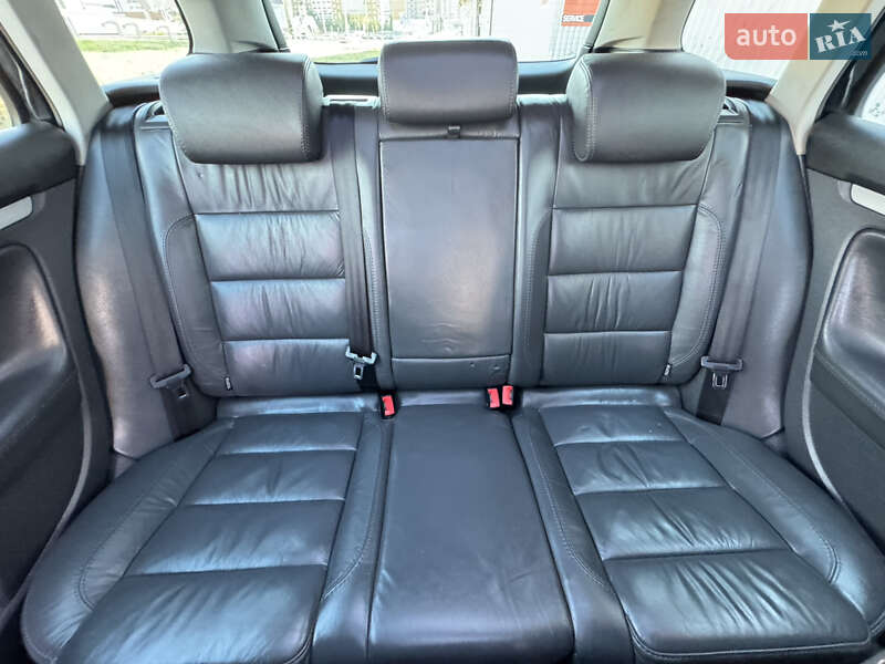 Універсал Volkswagen Golf 2008 в Києві