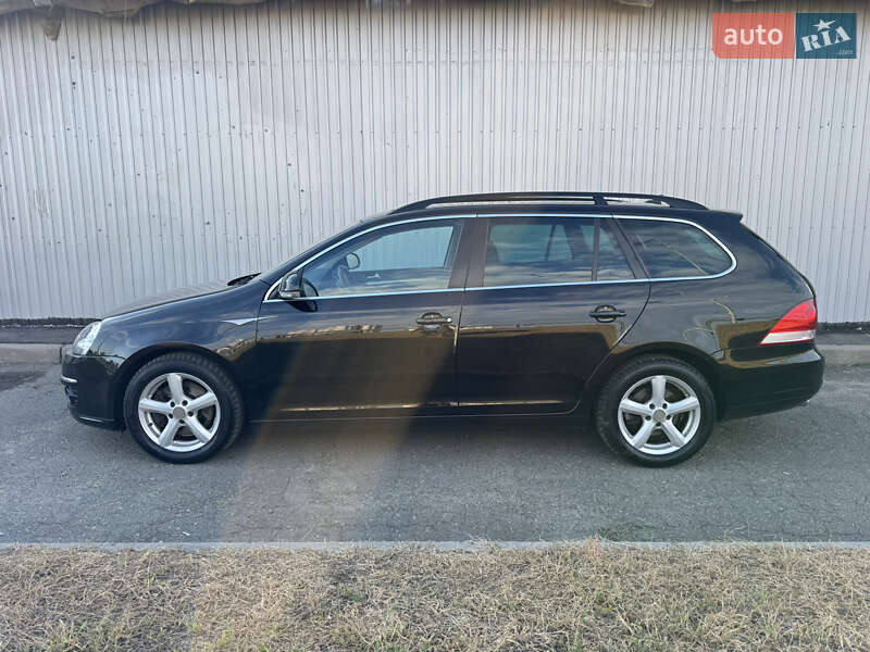 Універсал Volkswagen Golf 2008 в Києві