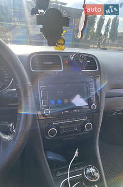 Универсал Volkswagen Golf 2010 в Киеве