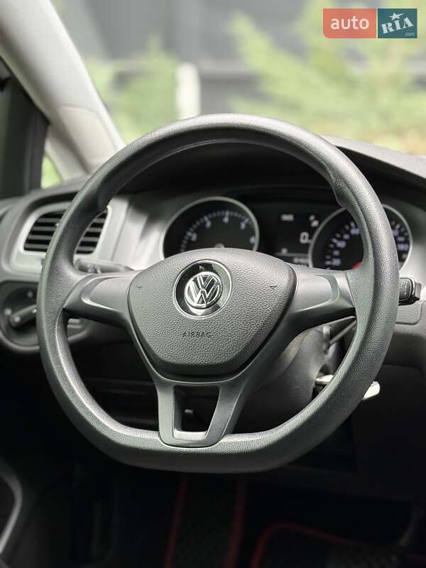 Хетчбек Volkswagen Golf 2014 в Білій Церкві