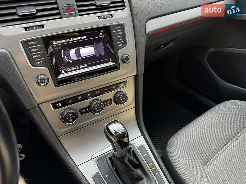 Универсал Volkswagen Golf 2015 в Кривом Роге фото 14 Универсал Volkswagen Golf 2015 в Кривом Роге
