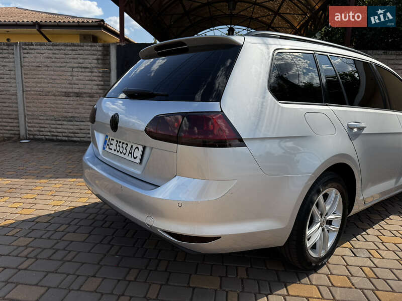 Универсал Volkswagen Golf 2015 в Кривом Роге фото 16 Универсал Volkswagen Golf 2015 в Кривом Роге
