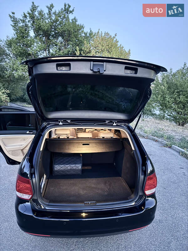 Универсал Volkswagen Golf 2008 в Кривом Роге