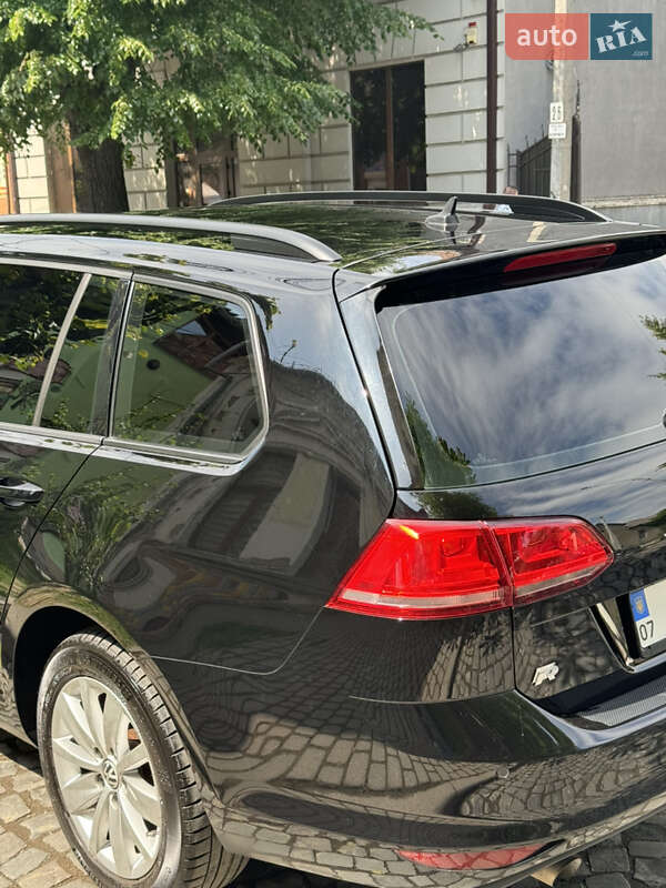 Універсал Volkswagen Golf 2013 в Мукачевому