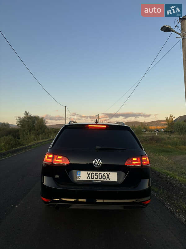 Універсал Volkswagen Golf 2013 в Мукачевому