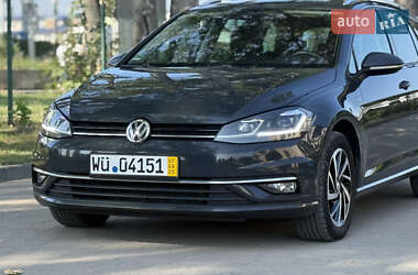 Універсал Volkswagen Golf 2018 в Стрию