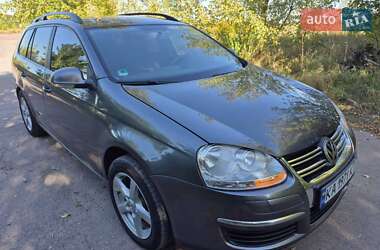 Універсал Volkswagen Golf 2009 в Ніжині