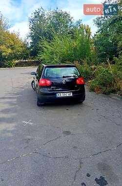 Хэтчбек Volkswagen Golf 2006 в Днепре