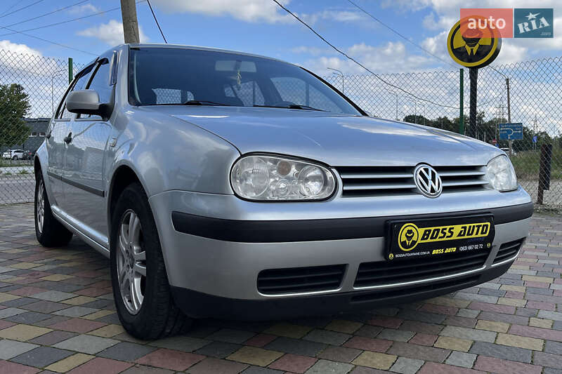 Volkswagen Golf 2001
