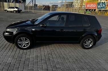 Хетчбек Volkswagen Golf 2003 в Харкові