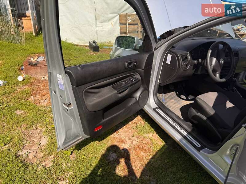 Универсал Volkswagen Golf 2001 в Хмельницком