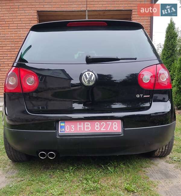Хетчбек Volkswagen Golf 2006 в Кілках
