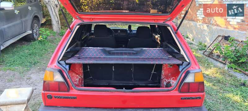 Хетчбек Volkswagen Golf 1983 в Слов'янську