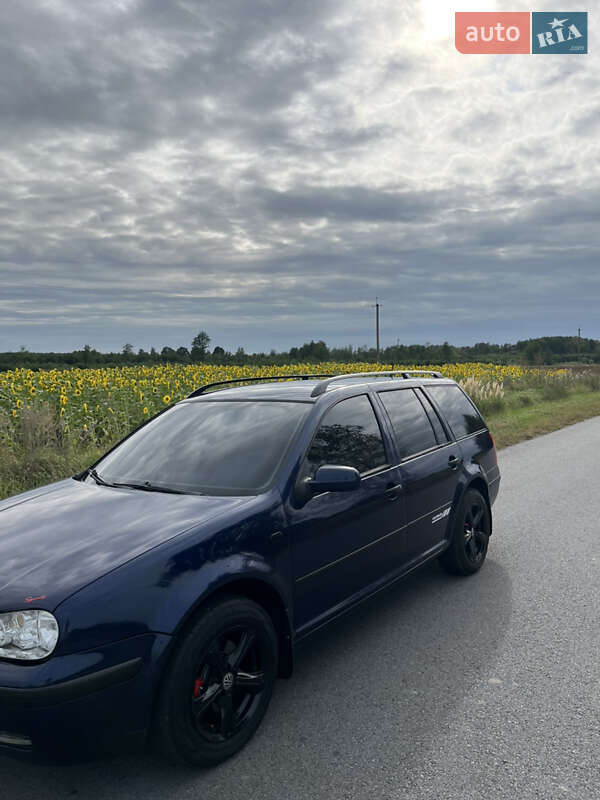 Volkswagen Golf 2002