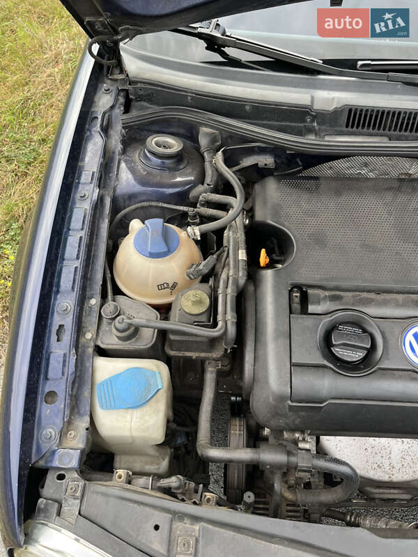 Универсал Volkswagen Golf 2002 в Житомире