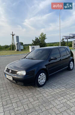 Хэтчбек Volkswagen Golf 2000 в Луцке