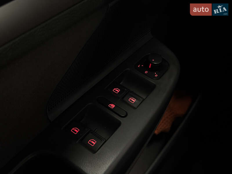 Универсал Volkswagen Golf 2007 в Николаеве