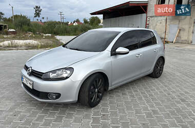 Хэтчбек Volkswagen Golf 2012 в Каменке-Бугской